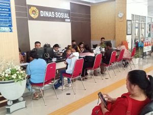 Urus Bantuan Sosial, Loket Dinsos di MPP Kota Kupang Selalu Ramai Dikunjungi