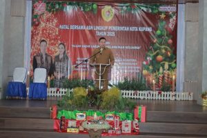 Hadiri Natal Bersama ASN, Wali Kota Sebut Keluarga Pilar Pembangunan
