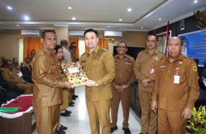 Serahkan DPA, Wali Kota Tegaskan Akuntabilitas dan Keberanian Eksekusi Program