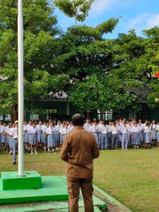 Kunker Ke SMA Negeri 9 Wagub NTT  Sebut Disiplin dan Konsisten Kunci Sukses
