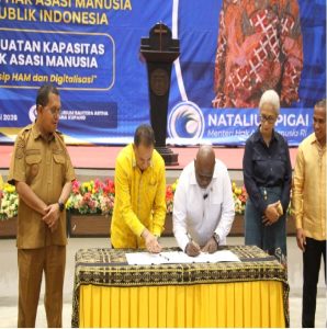 4000 Lebih Mahasiswa Ikut Kuliah Umum Menteri HAM RI di Kupang