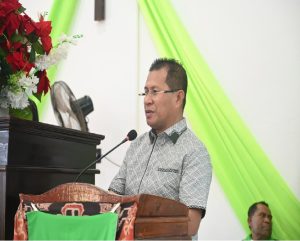 Pendeta Famaney Resmi Gantikan Pendeta Tuulima Konay Di Gereja GMIT Narwastu Noelbaki
