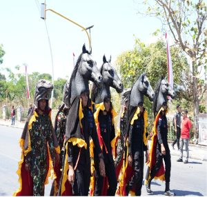 69 Peserta Ramaikan Pawai Pembangunan dan Karnaval Budaya Pemprov NTT