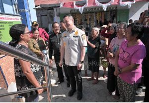 Tanggapi Keluhan Warga, Wali Kota Kupang Ajukan Tambahan Kuota Minyak Tanah 500 Kiloliter